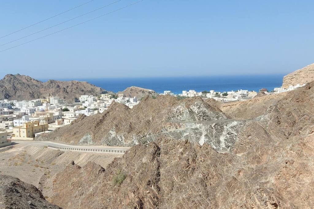 One Guest Place 2Bhk Apartments Near The Beach 무스카트 외부 사진