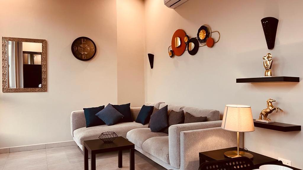 One Guest Place 2Bhk Apartments Near The Beach 무스카트 외부 사진