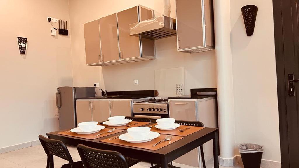 One Guest Place 2Bhk Apartments Near The Beach 무스카트 외부 사진
